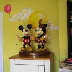 Lola's Disney Room - Details that help accent the decor